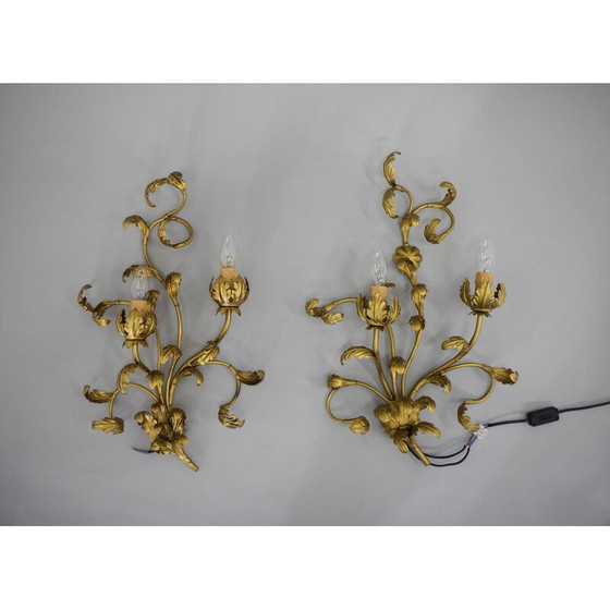 Image 1 of Paar vintage gouden wandlampen met bloemenpatroon, Italië 1960
