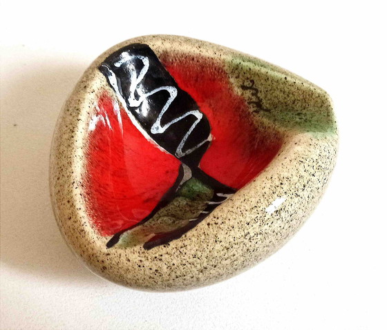 Image 1 of Asbak of Zakopener Getekend 60s Breedte 15,5 cm