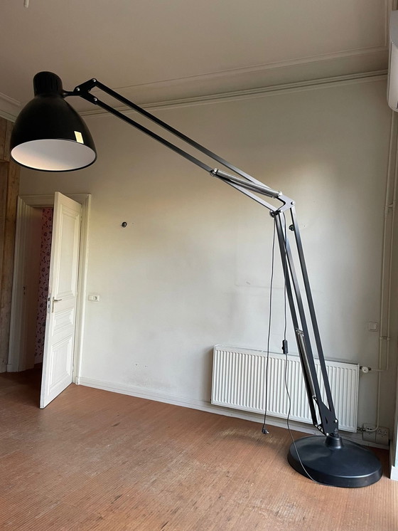 Image 1 of The Great JJ van Leucos: Xxl Vloerlamp