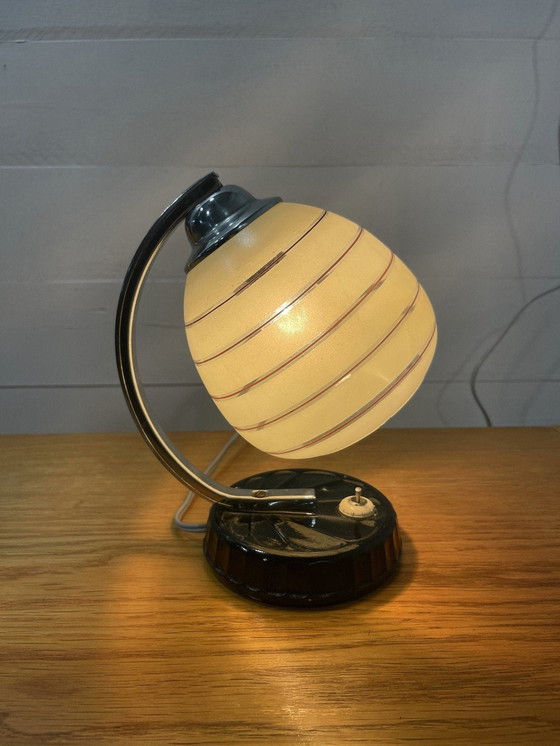 Image 1 of Vintage tafellamp ArtDeco groen opaalglas