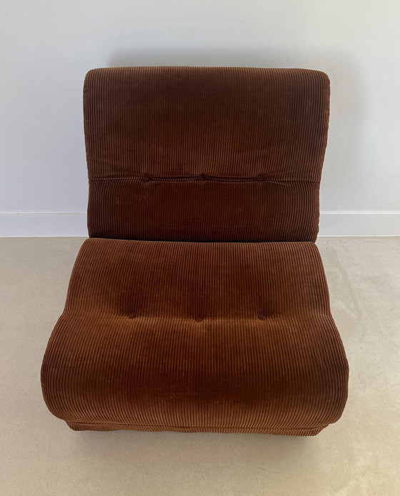 Image 1 of Bruine fluwelen lounge stoel, Frankrijk, 1970