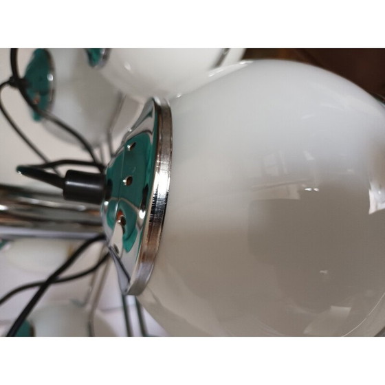 Image 1 of Vintage kroonluchter in chroom metaal en opaline glas voor Targetti Sankey, Italië 1970