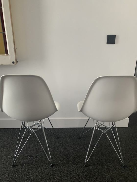 Image 1 of 4x Vitra DSR chair wit