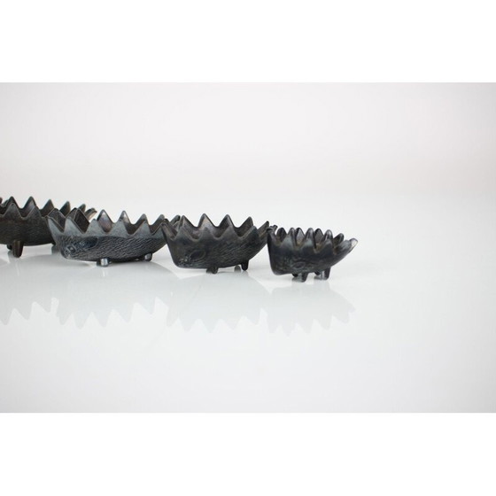 Image 1 of Vintage metalen asbak in de vorm van een egel, Tsjechoslowakije 1960