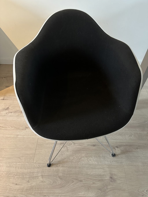 6x Vitra Eames plastic armchair DAR