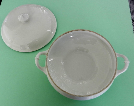 Image 1 of Antiek wit porseleinen groenteschaaltje