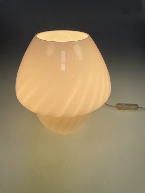 Image 1 of Wsb Mushroom lamp met swirl motief