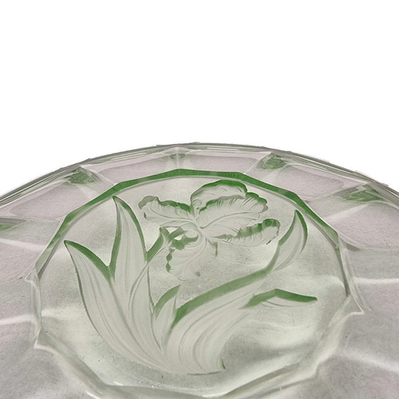 Image 1 of Art Deco Uranium Schaal Met Iris, Jaren 30