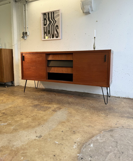 Vintage teak dressoir