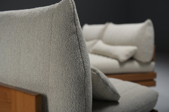 Image 1 of Perfecte Iepenhouten loungeset in bouclé van Maison Regain Frankrijk 1970S