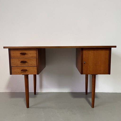 Vintage Deens teak bureau