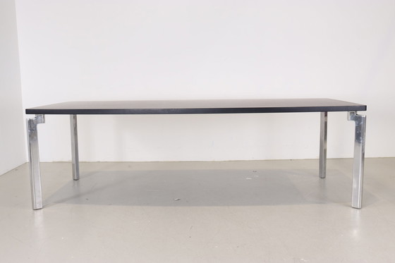 Image 1 of Leolux eettafel Niobe zwart/chrome