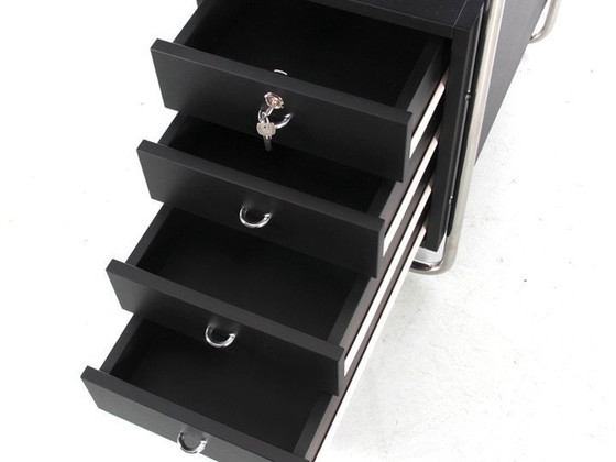 Image 1 of Comacina bureau van Piero Bottoni