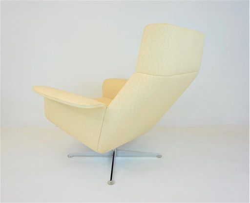 Kaufeld Siesta 62 fauteuil van Jacques Brule