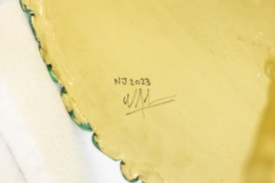 Image 1 of Malachiet en verguld metalen sokkeltafel. Hedendaags werk.