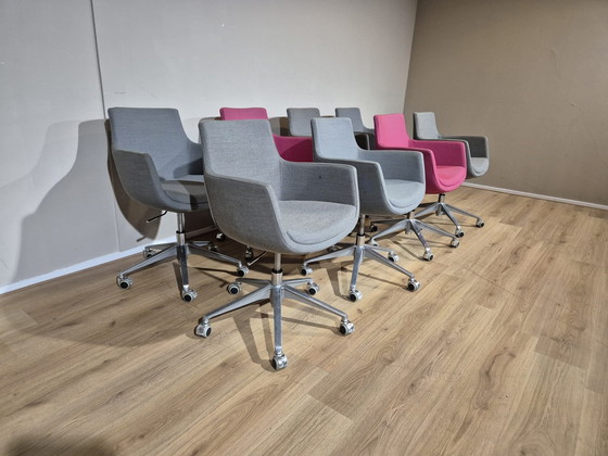Image 1 of 8X Ahrend - Bureau/Eetkamerstoelen - Grijs - Roze -Design