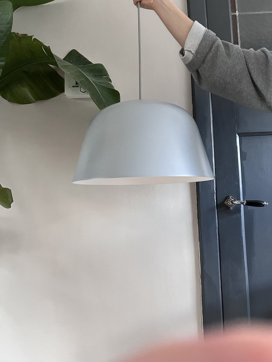 Image 1 of Muuto Hanglamp Grijs