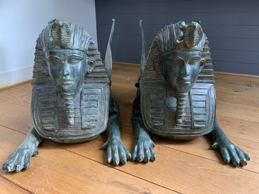 2x bronzen beelden/sfinxen met vleugels