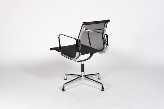 Image 1 of 4x Vitra ea108 antraciet netweave chroom