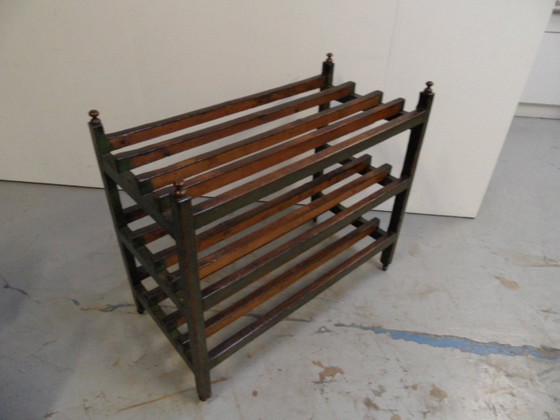 Image 1 of Vintage Bakkersrek  Etagere