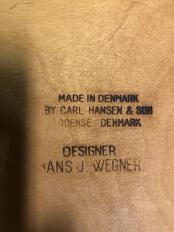 Image 1 of Hans J. Wegner Ch-28 Stoel Voor Carl Hansen