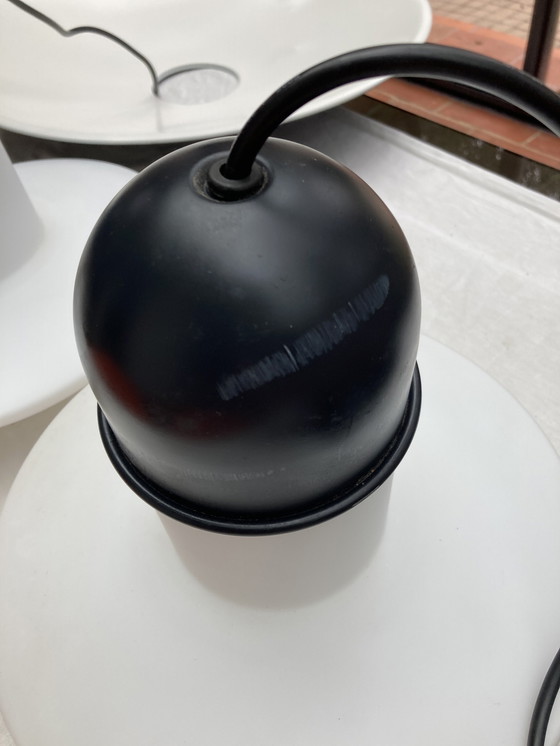 Image 1 of 2 Wit glazen en metalen hanglampen uit de jaren 80