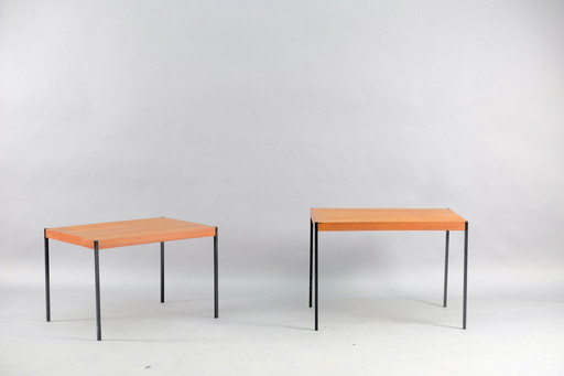 2x mid-century teakhouten bijzettafels