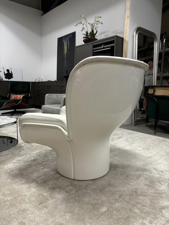 Image 1 of Legendarische Elda Chair All White Version Ongebruikt 