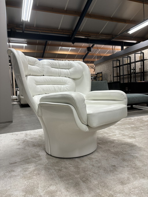 Legendarische Elda Chair All White Version Ongebruikt 