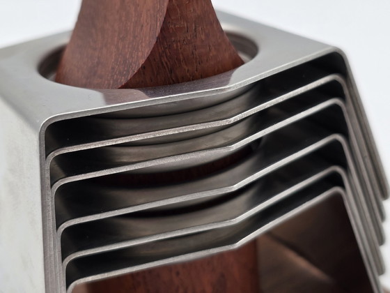 Image 1 of Eierhouder Set - Set Van 6 Rvs Eierdoppen Op Houten Houder - Roestvrij Staal, Hout - Vintage Design