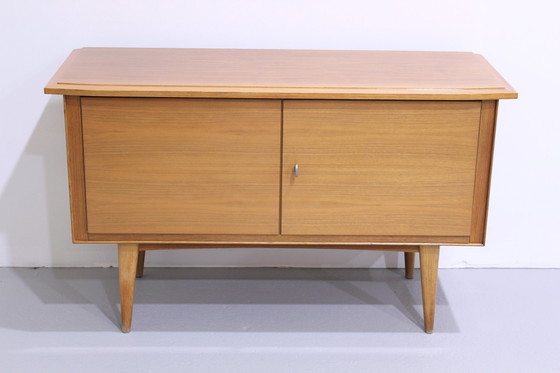 Image 1 of Vintage dressoir - hoogglans, jaren '60