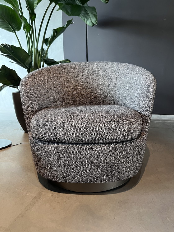 Image 1 of Minotti Fauteuil Jacques