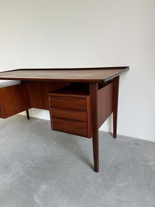 Vintage Deens Bureau Peter Løvig Nielsen