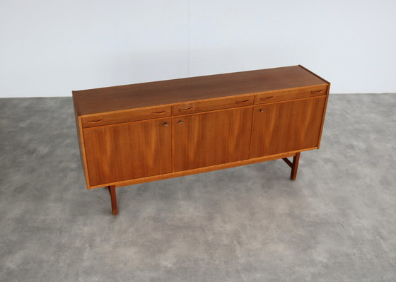 Image 1 of Vintage Zweeds dressoir