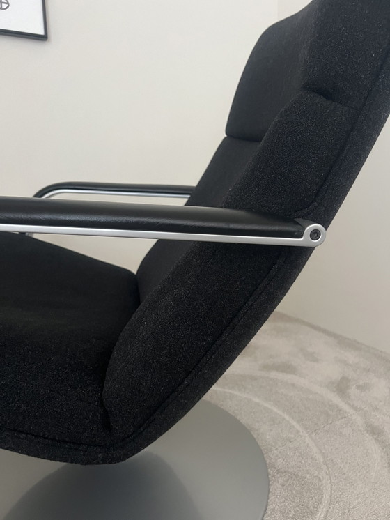 Image 1 of Artifort Space Age Fauteuil Geoffrey Harcourt