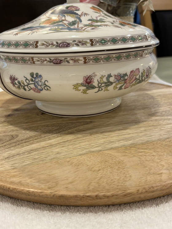 Image 1 of Wedgwood Engeland soepterrine