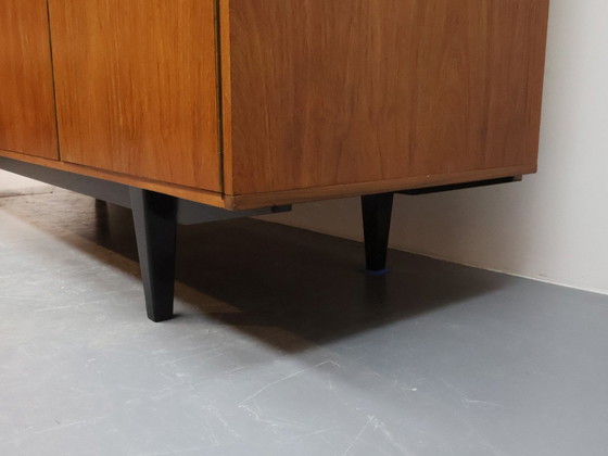 Image 1 of Grote Vintage Kledingkast 4 Deurs Teak