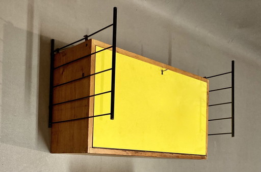 Scandinavisch design hangend bureau 1950.