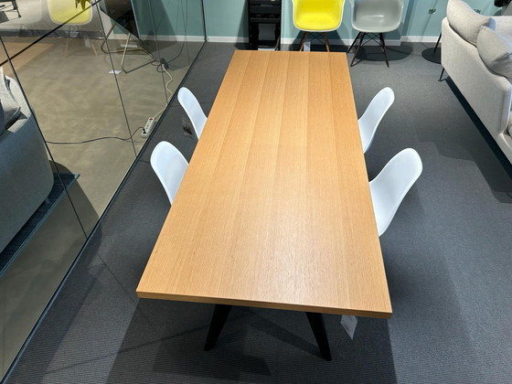 Image 1 of Vitra eetkamertafel