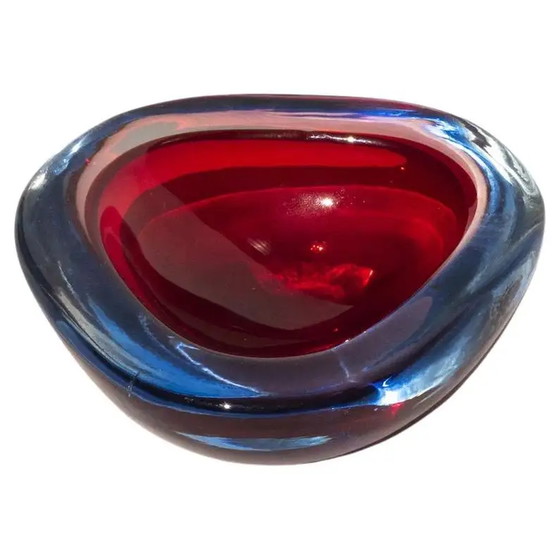 Image 1 of VIntage driehoekig massief Italiaans ''Sommerso'' Muranoglas, Flavio Poli stijl