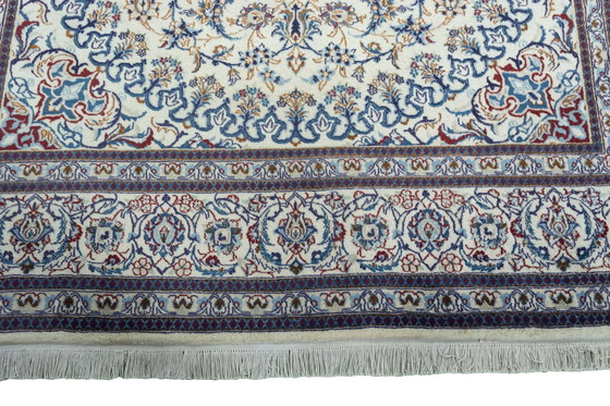 Image 1 of Handgeknoopt Nain 9La Oosters Tapijt Met Zijde -295 X 200 Cm