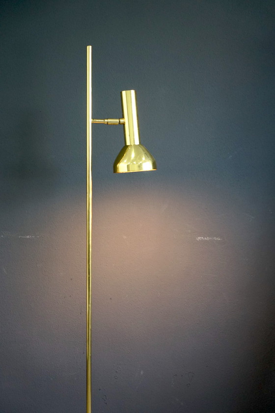 Image 1 of Duitse vintage vloerlamp in goud met grote kap & gouden details van Cosack, 1970