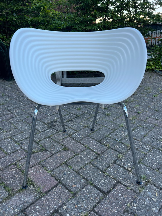 Image 1 of 4 x Vitra Tom Vac stoel