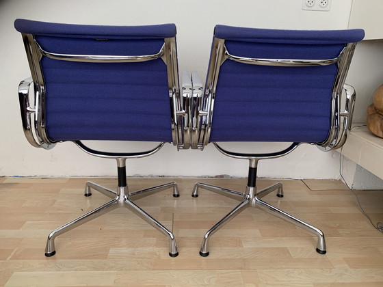 Image 1 of 2x Vitra EA 107 chair