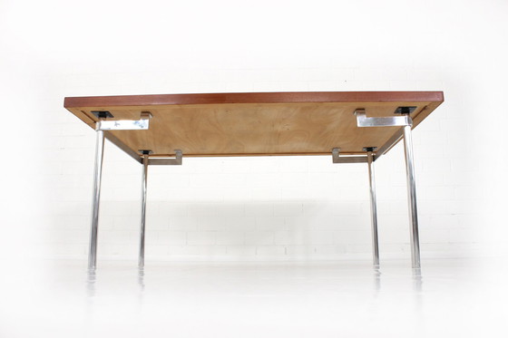 Image 1 of Hans J. Wegner Mod.318 eettafel met teakhout, 1a gerestaureerd