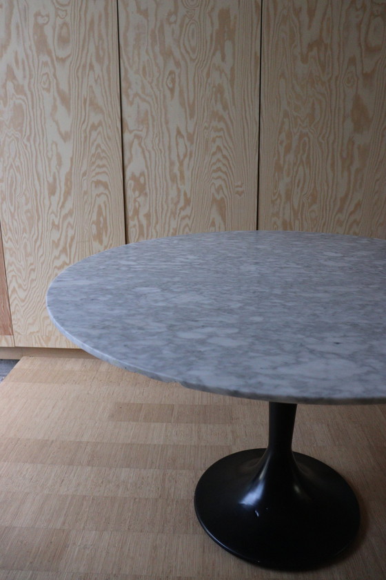 Image 1 of Marble tulip table