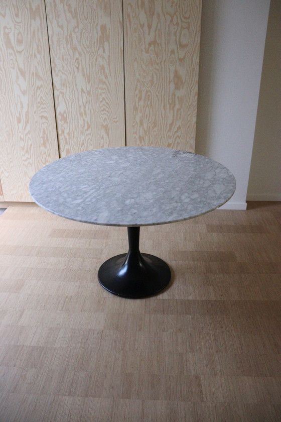 Image 1 of Marble tulip table