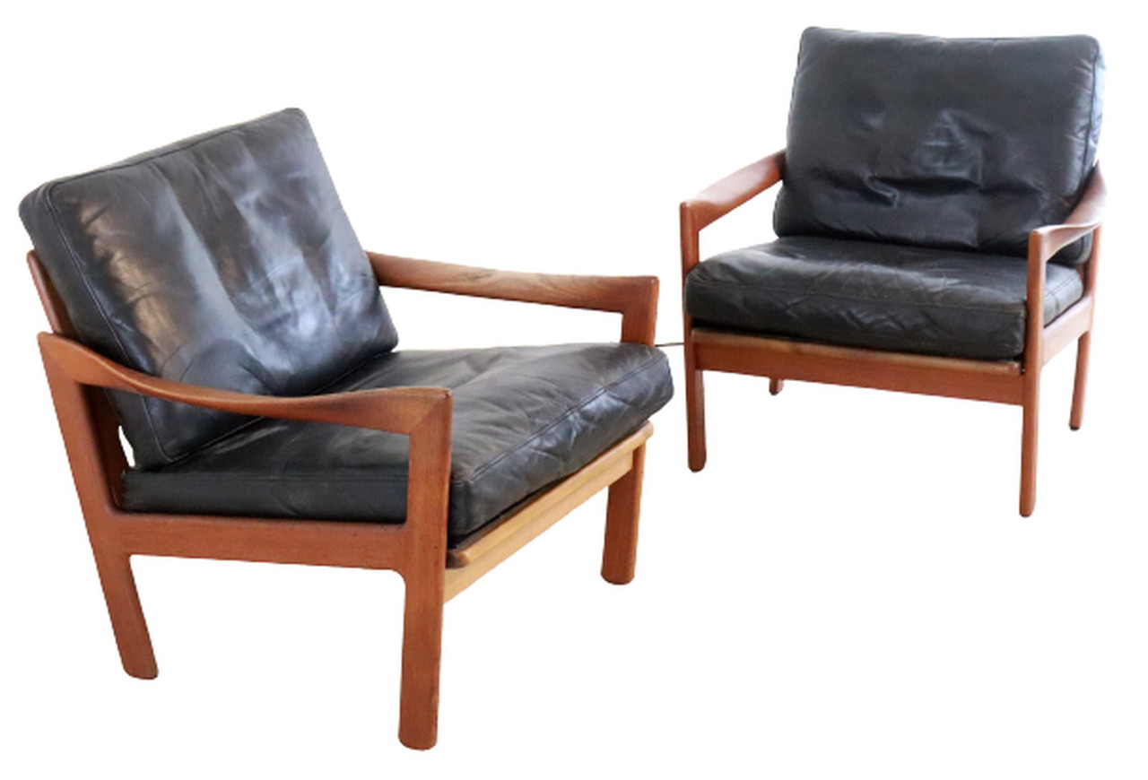 2x Illum Wikkelso voor Niels Eilersen fauteuils stoelen vintage Deens design