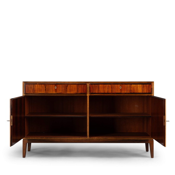 Image 1 of Model No 5 palissander dressoir van Gunni Omann voor Omann Jun Mobelfabrik, 1960S