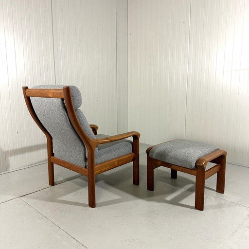 Emc Furniture Teak Fauteuil &Voetenbank Denemarken 1970'S